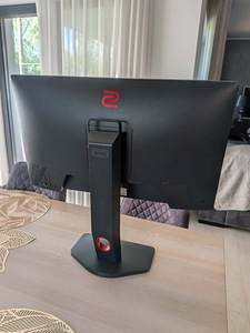 BENQ ZOWIE XL2411K 24’ 144hz Full HD (1 foto / 2)