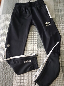 2 спортивные штаны Soc, Umbro р. 122 - 128 (5 фото из 6)