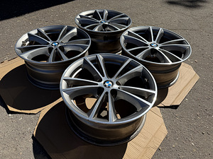 17" оригинальные диски BMW стиль 631 5x112 + датчики (2 фото из 10)