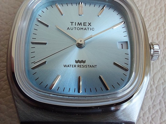 Новые часы TIMEX 1983 E-Line Reissue