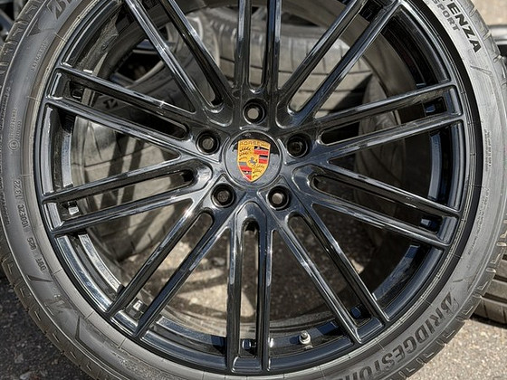 21" оригинальные диски Porsche Panamera разной ширины 5x130 + шины