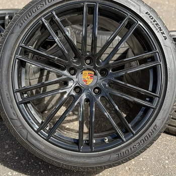 21" оригинальные диски Porsche Panamera разной ширины 5x130 + шины
