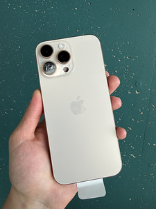 iPhone 16 Pro Max 256GB (2 фото из 4)