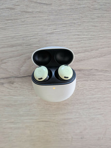 Pixel buds pro (3 фото из 3)