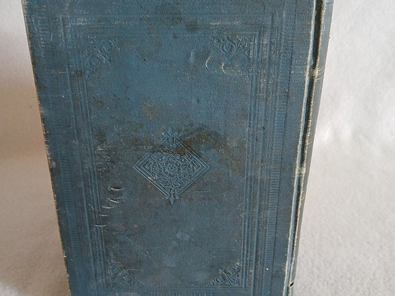 Старинная книга Чарльза Диккенса 1898 г.