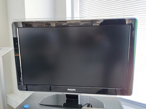 Philips 37PFL9603H Ambilight (1 фото из 4)