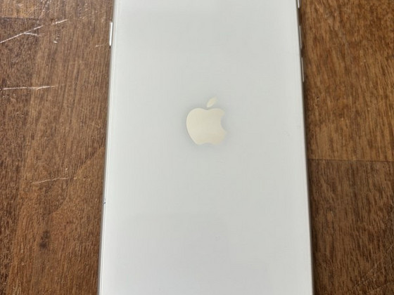 iPhone SE 2020