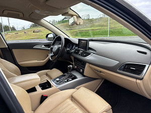 Audi A6 (7 фото из 11)