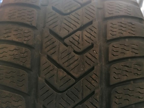 Шины Pirelli 245/50R19