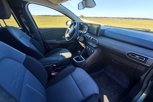 Dacia Jogger Extreme 1.0 74kW LPG 7-kohta (6 foto / 9)