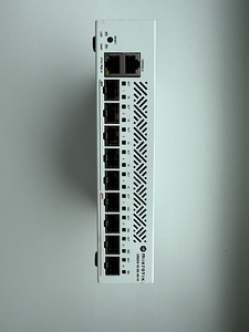 MIKROTIK CRS310-1G-5S-4S+IN CLOUD SWITCH (2 foto / 2)