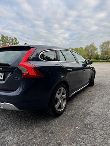 Volvo v60 (5 фото из 8)