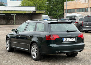 AUDI A4 AVANT (4 фото из 8)