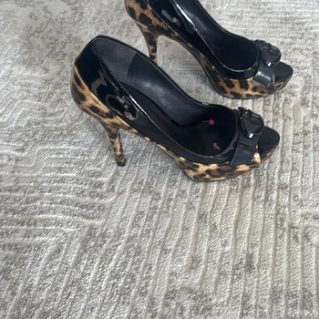 Туфли Guess размер 40