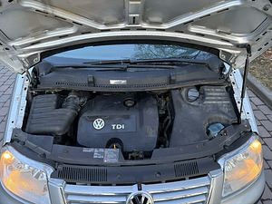 Vw Sharan 1.9 66 кВт (8 фото из 8)