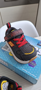 Uued! Skechers nahk tossud s21 (2 foto / 6)
