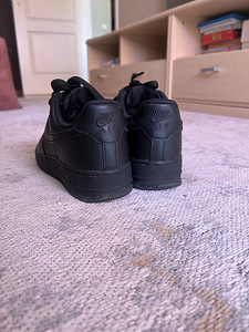 Кроссовки Air Force 1 07 - черные (4 фото из 4)