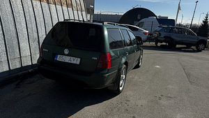 Volkswagen Bora 1.9d (2 фото из 2)