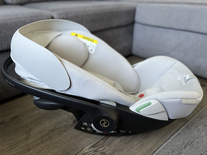 Cybex Cloud G автокресло (2 фото из 3)