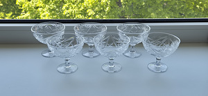 Kristallist magustoidu vm kausid (2 фото из 2)