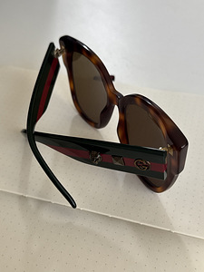 Gucci päikeseprillid (5 foto / 6)