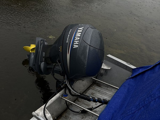 ПРОДАЁТСЯ ЛОДКА КАЗАНКА 5М3 С МОТОРОМ YAMAHA 40