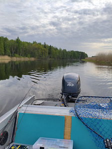 MÜÜA PAAT KAZANKA 5M3 YAMAHA 40 MOOTORIGA (3 foto / 7)