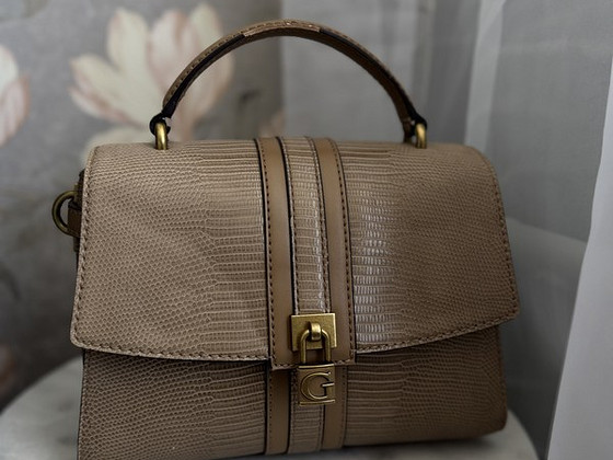 Guess bag
