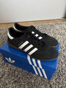 Adidas originals (2 foto / 4)