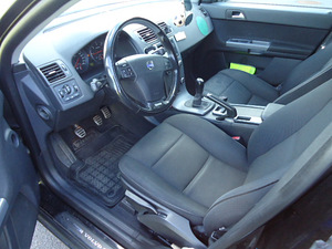 VOLVO V50 (6 foto / 11)