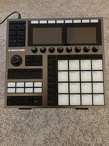 Native Instruments Maschine Plus (2 фото из 6)