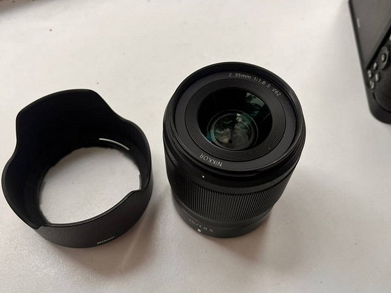 Viltrox Z AF 85mm f/1.8, NIKKOR Z 35mm f/1.8 S