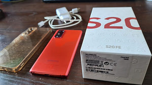 Samsung Galaxy S20FE 128GB Punane (3 foto / 5)