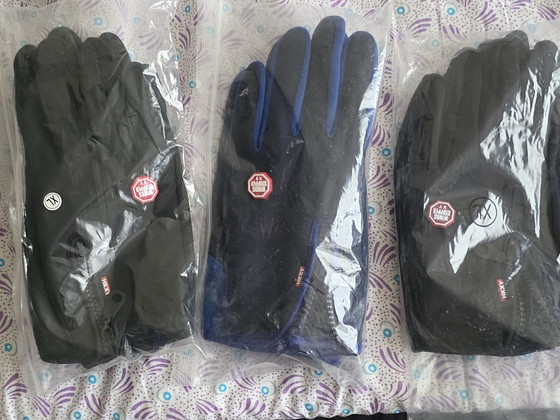 Продам ,теплые сенсорные перчатки XL новые запечатанные