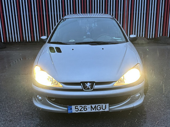 Peugeot 206
