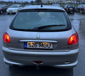 Peugeot 206 (4 фото из 4)