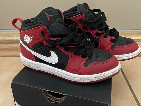 Nike jordan кроссовки