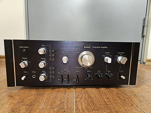 Sansui AU-9900 Integrated Stereo Amplifier (1 foto / 5)