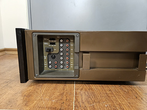 Sansui AU-9900 Integrated Stereo Amplifier (4 foto / 5)