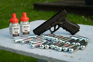 UUS Glock 17 gen 3 4,5mm CO2 blowback õhkrelv Umarex (1 foto / 10)