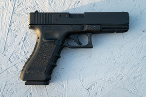 UUS Glock 17 gen 3 4,5mm CO2 blowback õhkrelv Umarex (4 foto / 10)
