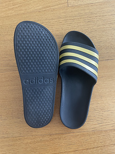 Adidas plätud (2 foto / 3)