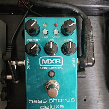 Mxr bass chorus