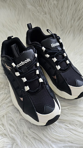 Кроссовки Reebok (2 фото из 4)