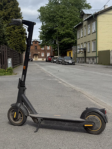 Электросамокат Ninebot Max G30E II (1 фото из 2)