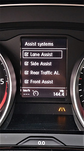 Volkswagen Passat Comfortline 2.0 TDI 110 kW (10 foto / 13)