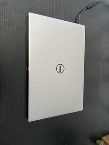 Dell XPS 13 9350 (1 foto / 5)