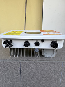 Inverter (päiksepaneelidele) (4 foto / 4)