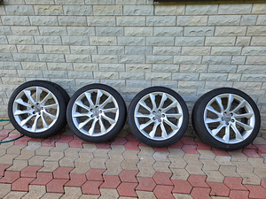 245/40R19 Audi A5 (2 фото из 7)