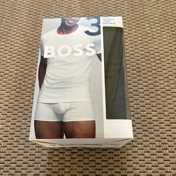 Новые футболки Hugo Boss (в комплекте 3 шт)